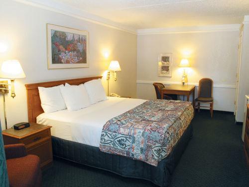 La Quinta Inn By Wyndham Savannah Midtown Chambre photo